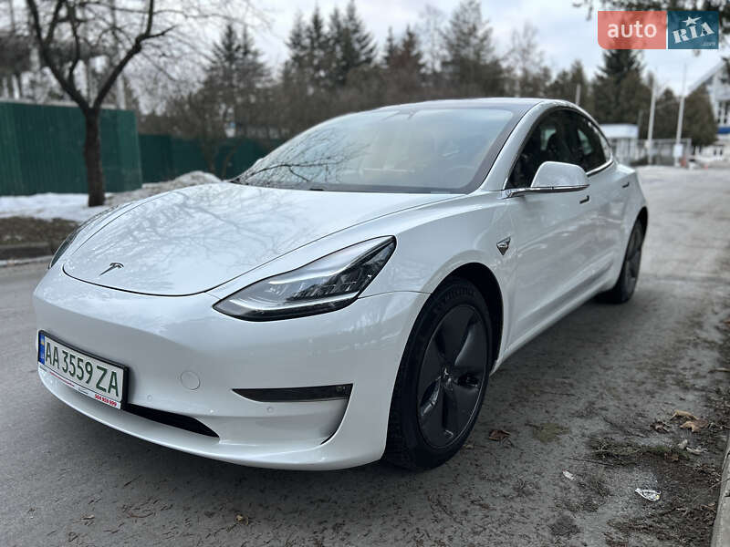 Седан Tesla Model 3 2020 в Львове фото Седан Tesla Model 3 2020 в Львове