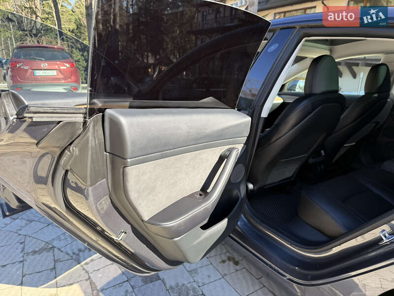 Седан Tesla Model 3 2023 в Трускавці фото 15 Седан Tesla Model 3 2023 в Трускавці