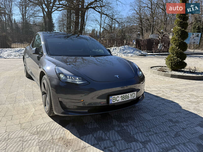Седан Tesla Model 3 2023 в Трускавці фото 44 Седан Tesla Model 3 2023 в Трускавці