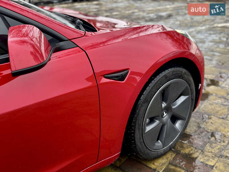 Седан Tesla Model 3 2022 в Кременчуге