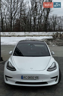 Седан Tesla Model 3 2020 в Луцьку