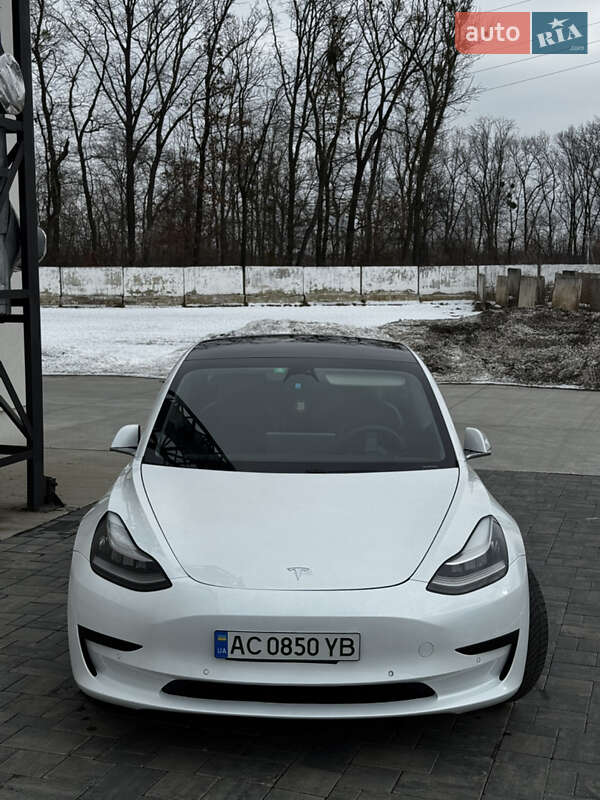 Седан Tesla Model 3 2020 в Луцке фото 2 Седан Tesla Model 3 2020 в Луцке