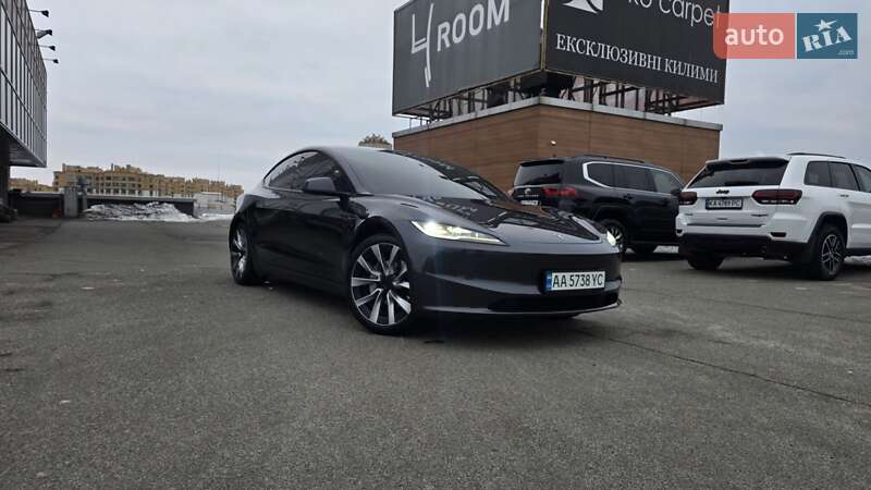 Седан Tesla Model 3 2024 в Киеве фото 12 Седан Tesla Model 3 2024 в Киеве