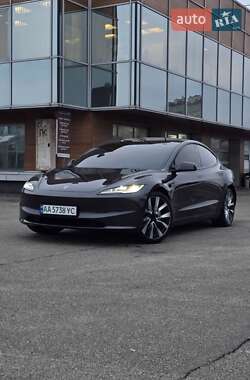 Седан Tesla Model 3 2024 в Києві