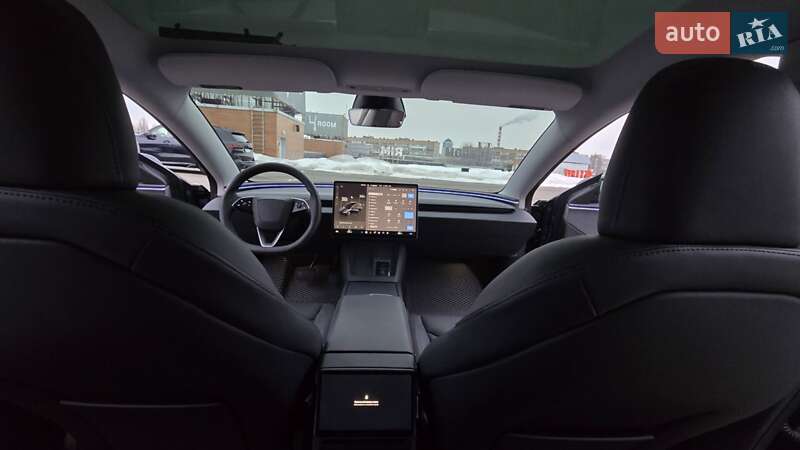 Седан Tesla Model 3 2024 в Киеве фото 32 Седан Tesla Model 3 2024 в Киеве