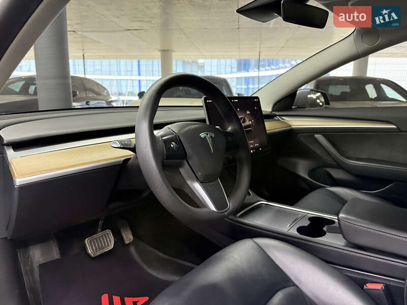 Седан Tesla Model 3 2023 в Одессе фото 20 Седан Tesla Model 3 2023 в Одессе