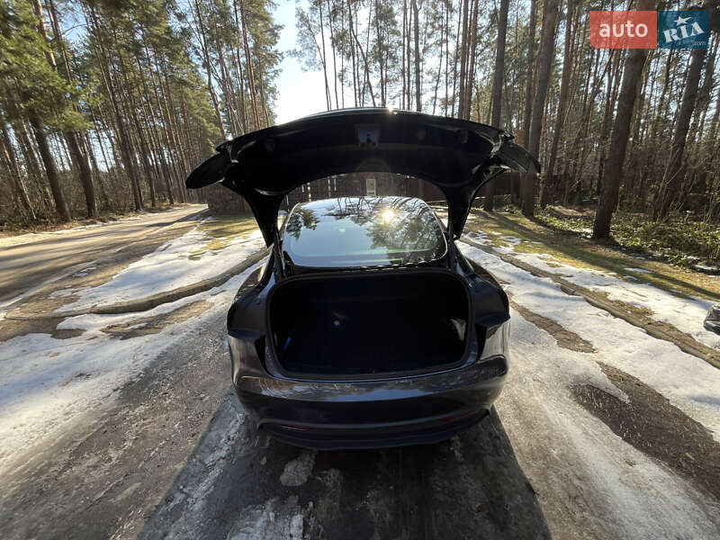 Седан Tesla Model 3 2024 в Львове фото 11 Седан Tesla Model 3 2024 в Львове