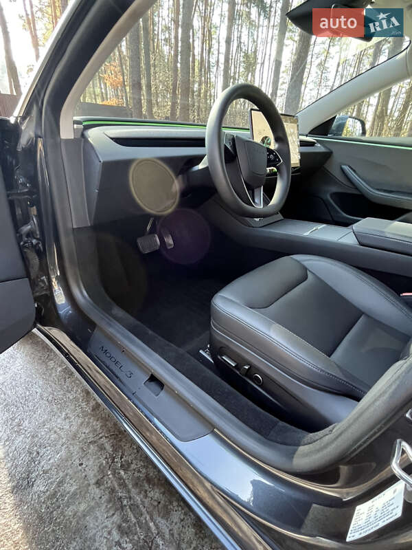 Седан Tesla Model 3 2024 в Львове фото 22 Седан Tesla Model 3 2024 в Львове