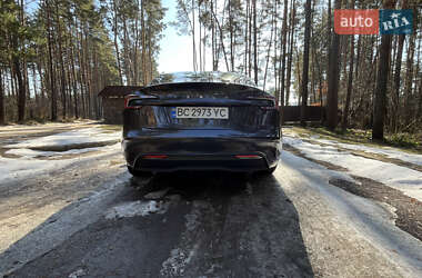Седан Tesla Model 3 2024 в Львове