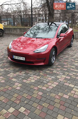 Седан Tesla Model 3 2022 в Запорожье