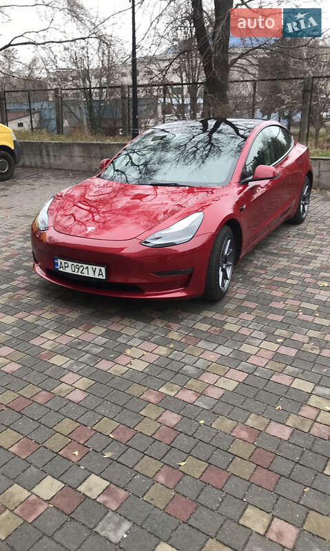 Седан Tesla Model 3 2022 в Запорожье