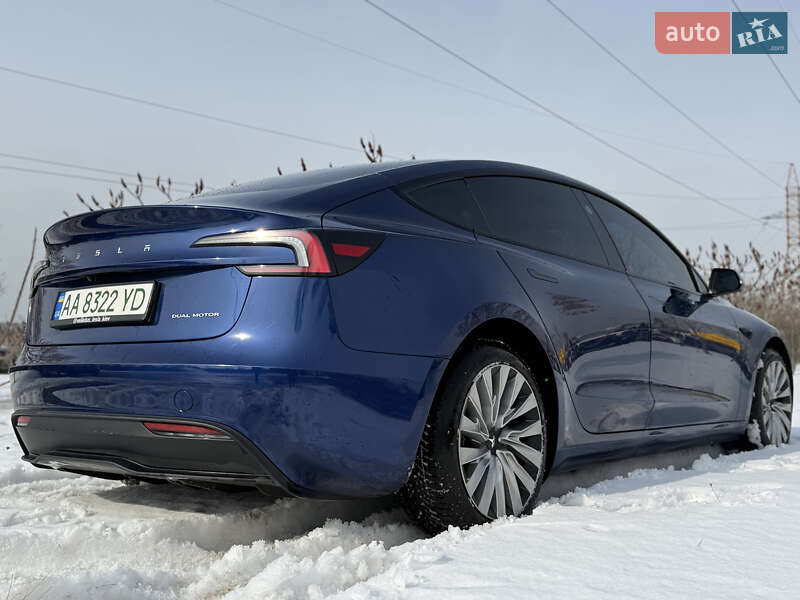 Седан Tesla Model 3 2023 в Киеве