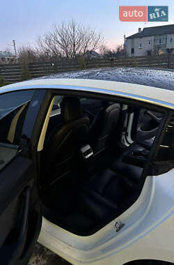 Седан Tesla Model 3 2019 в Каменке-Бугской