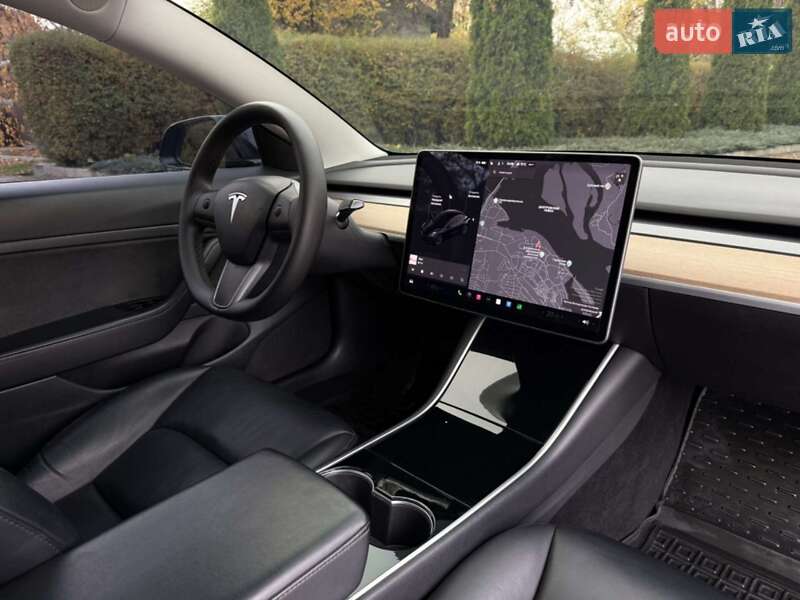 Седан Tesla Model 3 2020 в Києві фото 5 Седан Tesla Model 3 2020 в Києві