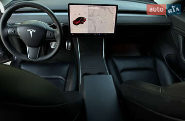 Седан Tesla Model 3 2019 в Ивано-Франковске
