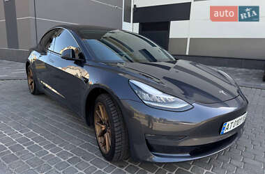 Седан Tesla Model 3 2019 в Ивано-Франковске