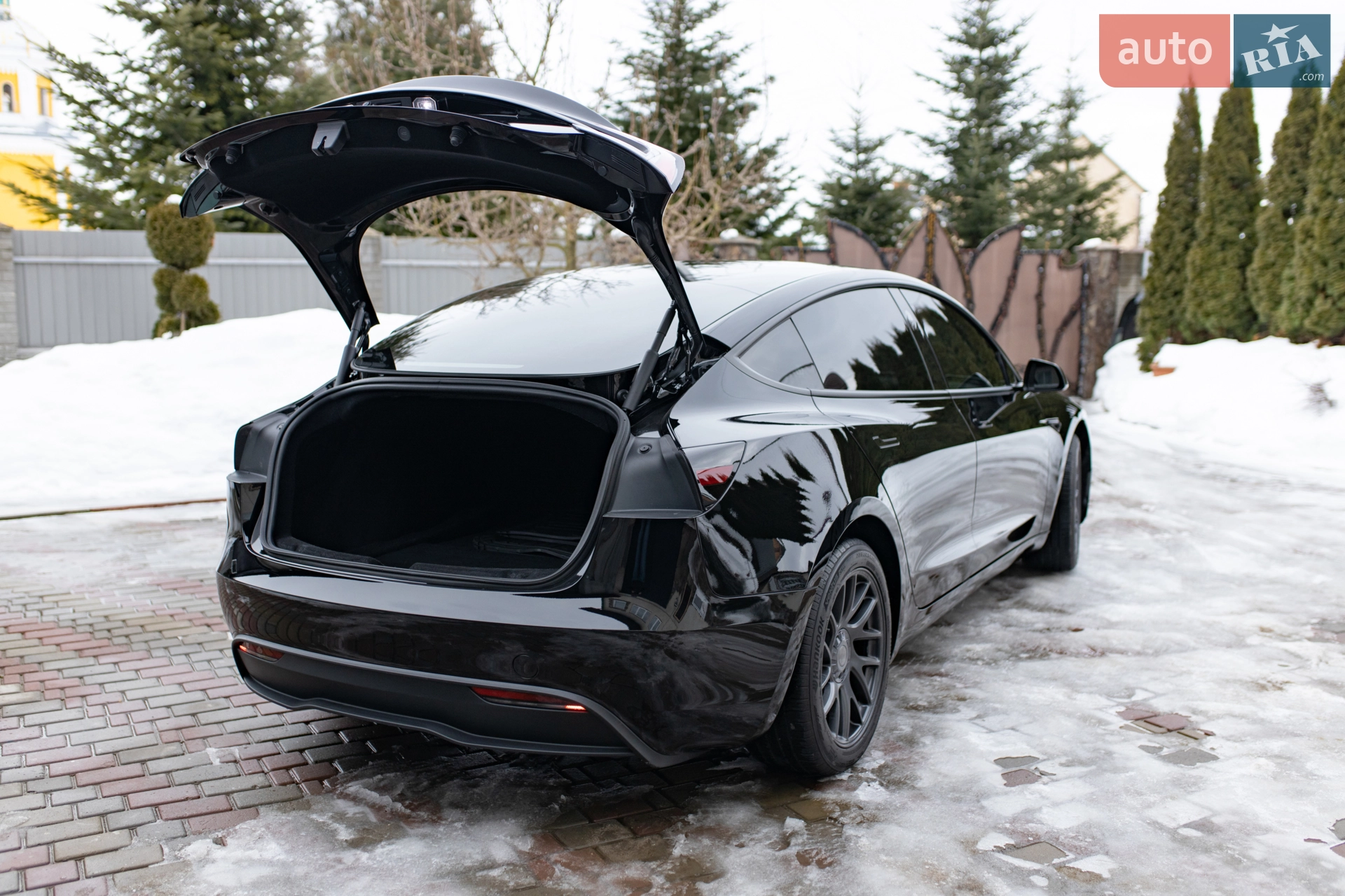 2024 Tesla Model 3 - мініатюра 3