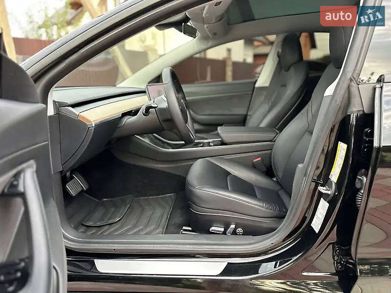 Седан Tesla Model 3 2020 в Виннице фото 11 Седан Tesla Model 3 2020 в Виннице