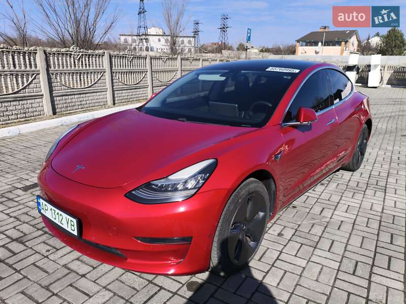 Седан Tesla Model 3 2019 в Запоріжжі