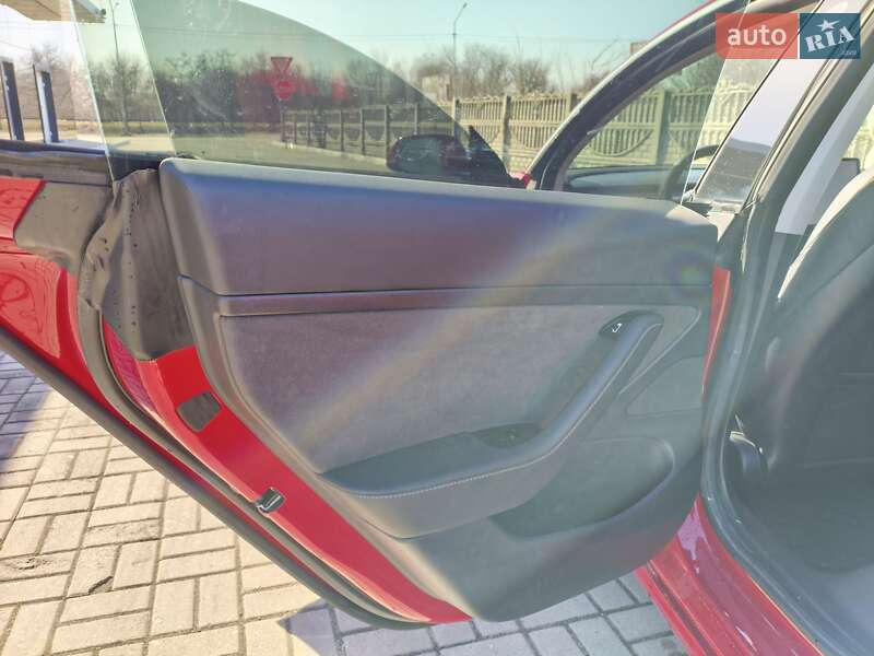 Седан Tesla Model 3 2019 в Запоріжжі фото 15 Седан Tesla Model 3 2019 в Запоріжжі
