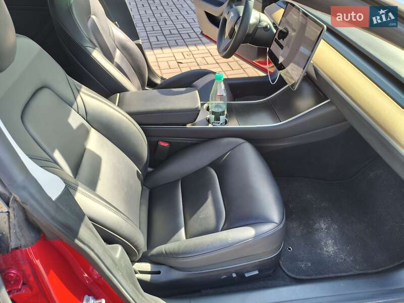 Седан Tesla Model 3 2019 в Запоріжжі фото 19 Седан Tesla Model 3 2019 в Запоріжжі