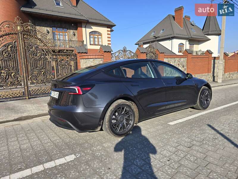 Седан Tesla Model 3 2025 в Львові фото 5 Седан Tesla Model 3 2025 в Львові