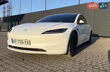 Седан Tesla Model 3 2025 в Запорожье