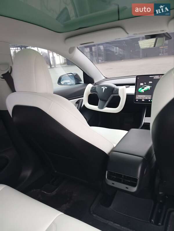 Седан Tesla Model 3 2018 в Нововолинську фото 11 Седан Tesla Model 3 2018 в Нововолинську