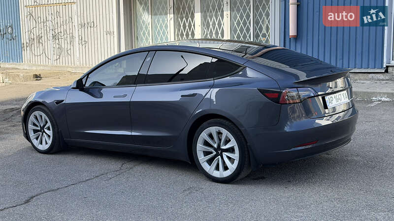 Седан Tesla Model 3 2022 в Запоріжжі
