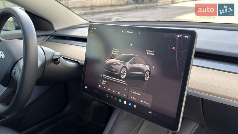 Седан Tesla Model 3 2022 в Запоріжжі