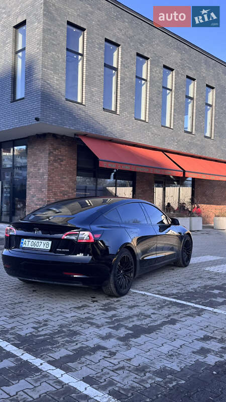 Седан Tesla Model 3 2021 в Івано-Франківську фото 6 Седан Tesla Model 3 2021 в Івано-Франківську