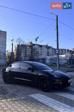 Седан Tesla Model 3 2021 в Ивано-Франковске