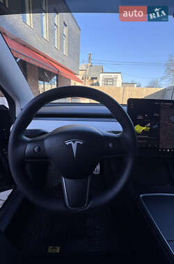Седан Tesla Model 3 2021 в Ивано-Франковске