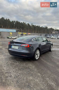 Седан Tesla Model 3 2020 в Киеве