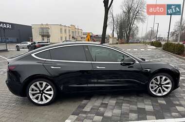 Седан Tesla Model 3 2019 в Виннице