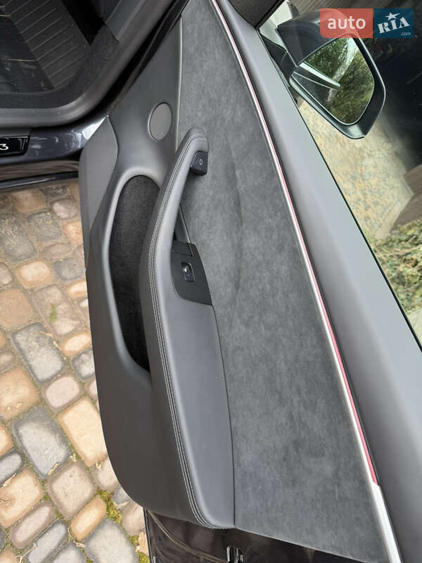 Седан Tesla Model 3 2024 в Кропивницком