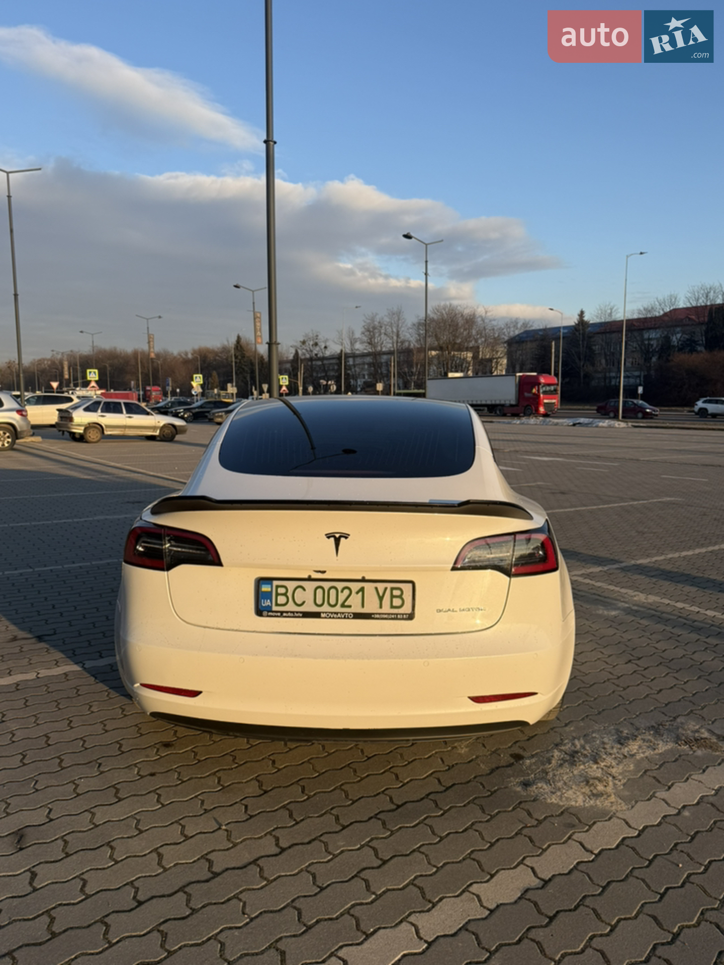 2018 Tesla Model 3 - мініатюра 6