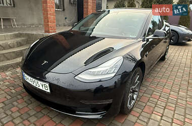 Седан Tesla Model 3 2020 в Одесі