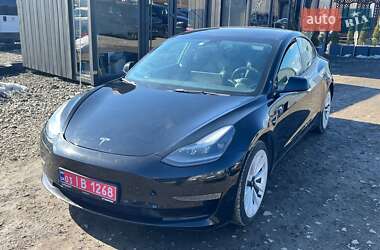 Седан Tesla Model 3 2022 в Луцке