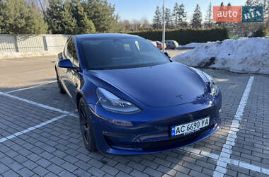 Седан Tesla Model 3 2021 в Луцке
