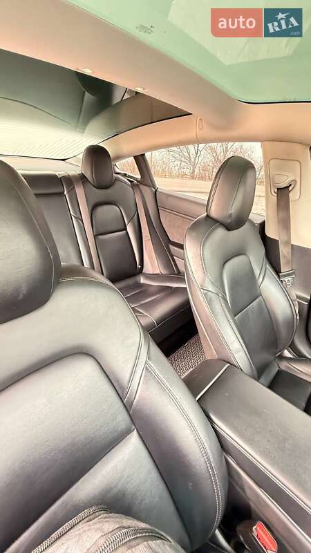 Седан Tesla Model 3 2018 в Вознесенську фото 9 Седан Tesla Model 3 2018 в Вознесенську