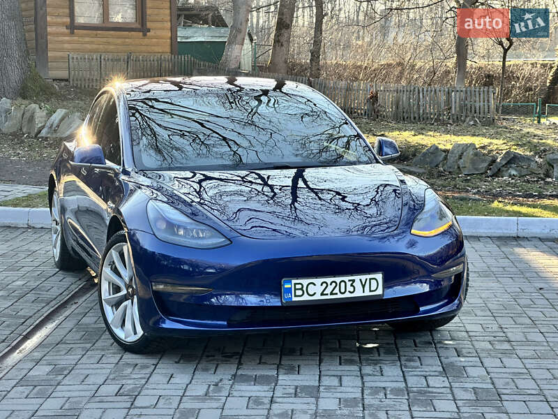 Седан Tesla Model 3 2018 в Дрогобыче фото 28 Седан Tesla Model 3 2018 в Дрогобыче