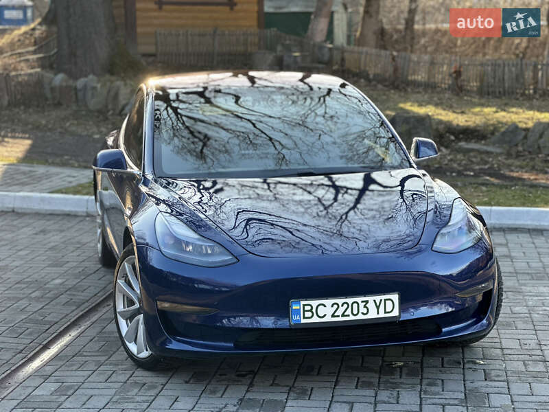 Седан Tesla Model 3 2018 в Дрогобыче фото 44 Седан Tesla Model 3 2018 в Дрогобыче