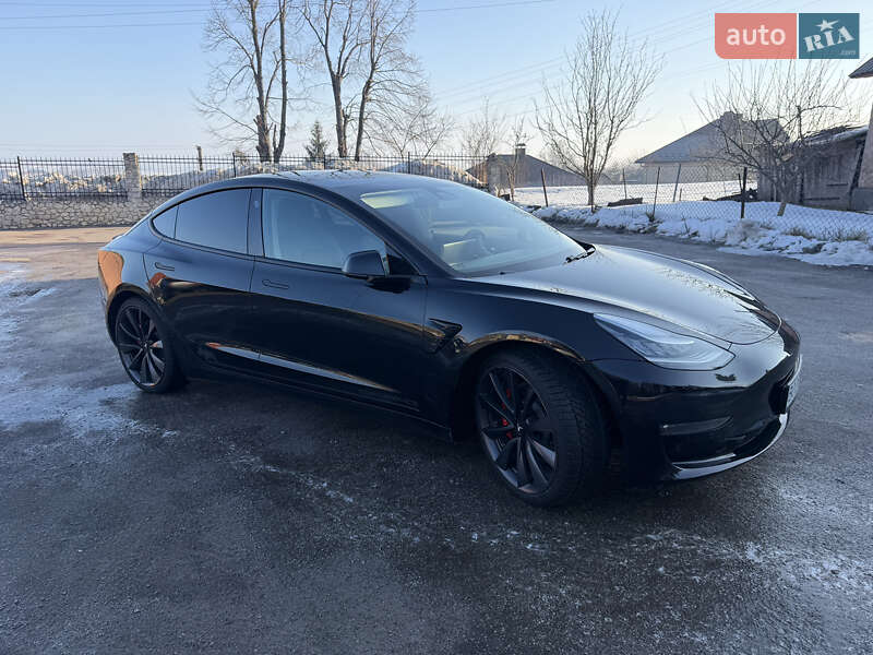 Седан Tesla Model 3 2019 в Збаражі