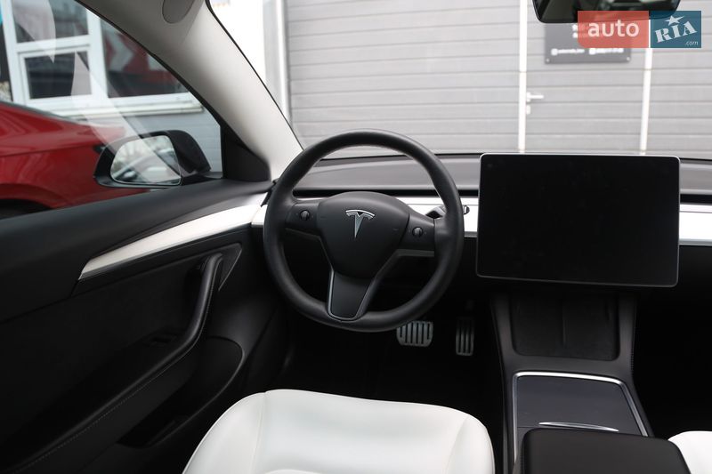 Седан Tesla Model 3 2022 в Києві