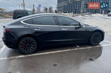 Седан Tesla Model 3 2018 в Киеве