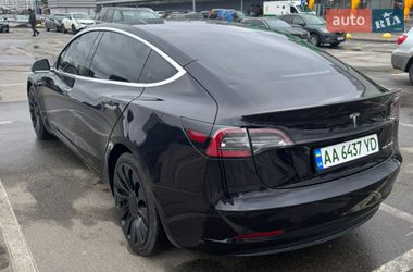 Седан Tesla Model 3 2018 в Киеве