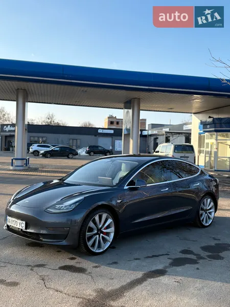 Tesla Model 3
