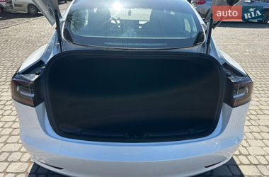 Седан Tesla Model 3 2019 в Львове