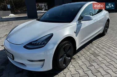 Седан Tesla Model 3 2019 в Києві